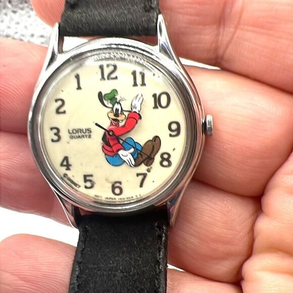 Vintage Disney Lorus Quartz Goofy Backwards Watch - Picture 1 of 4